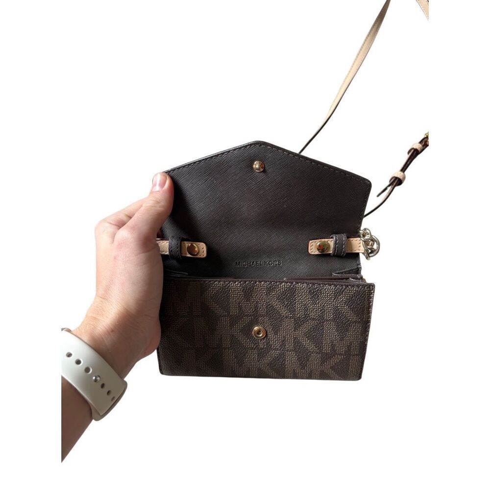 Michael Kors Jet Set Signature Crossbody Bag Convertible to Wallet Adjustable - Picture 3 of 12